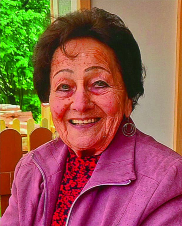 Magdalena "Leni" Nikolussi